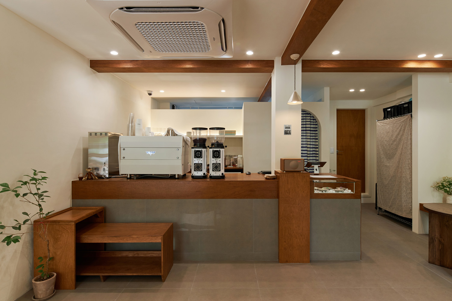 15 坪极简主义家居设计 | 温馨与时尚的完美融合-4