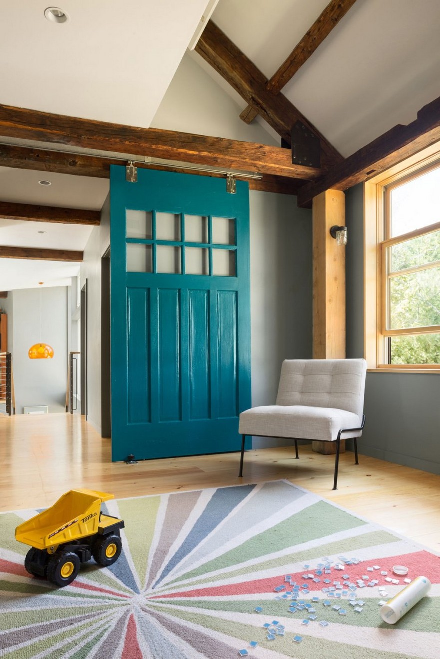 Family Farmhouse Built With Salvaged Materials from an Antique Barn-18