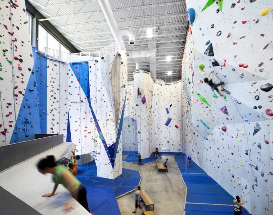 Allez UP Rock Climbing Gym Smith Vigeant Architectes-19