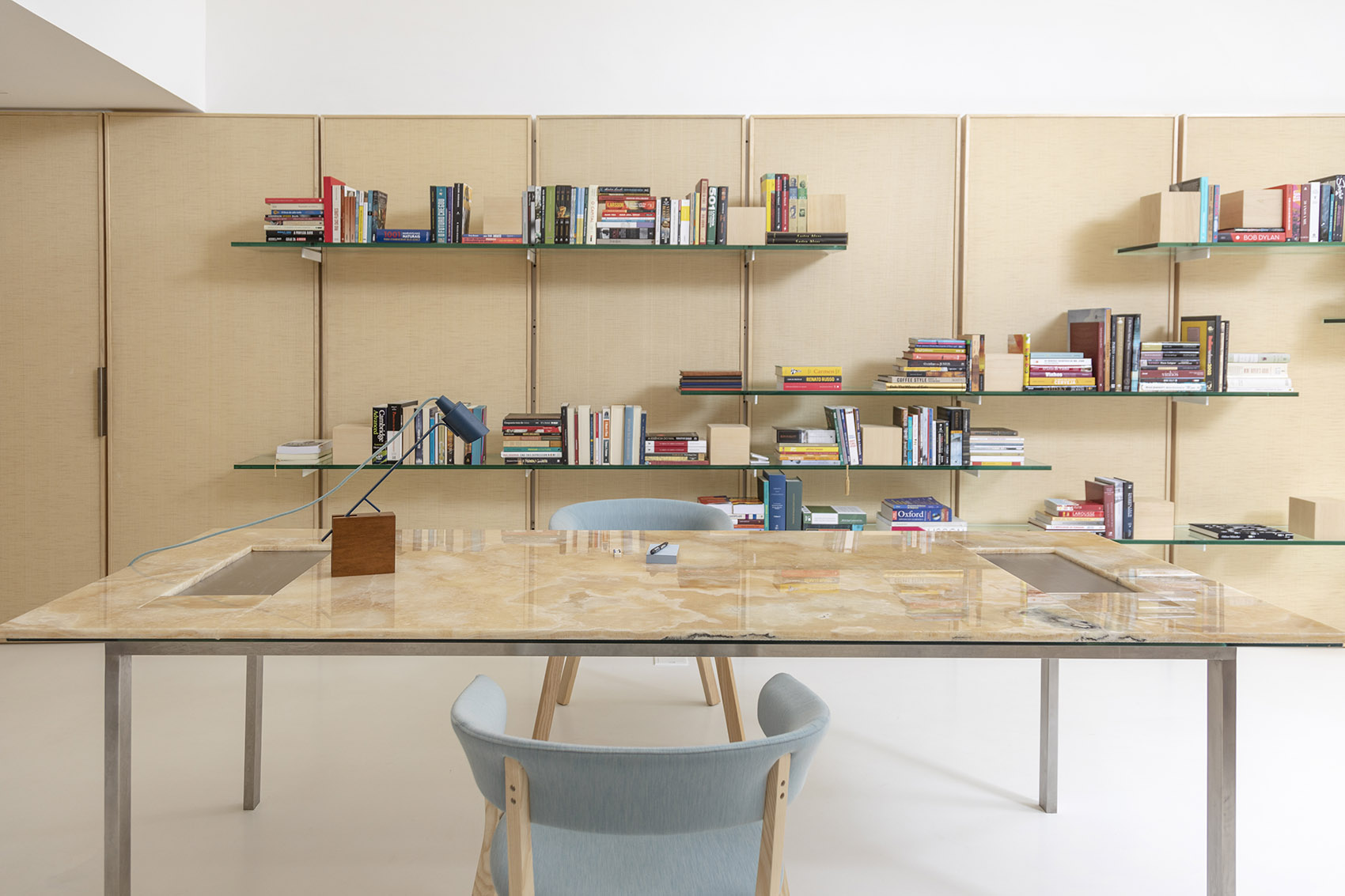 书屋，圣保罗 / Pascali Semerdjian Architects-8