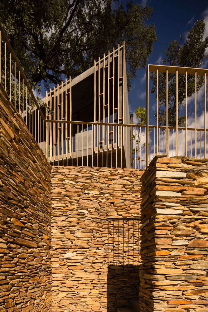 葡萄牙 Alvarenga 森林中的模块化小屋群丨SUMMARY-34