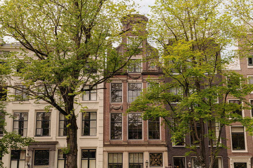 Modern Living in a Historic Monument-1