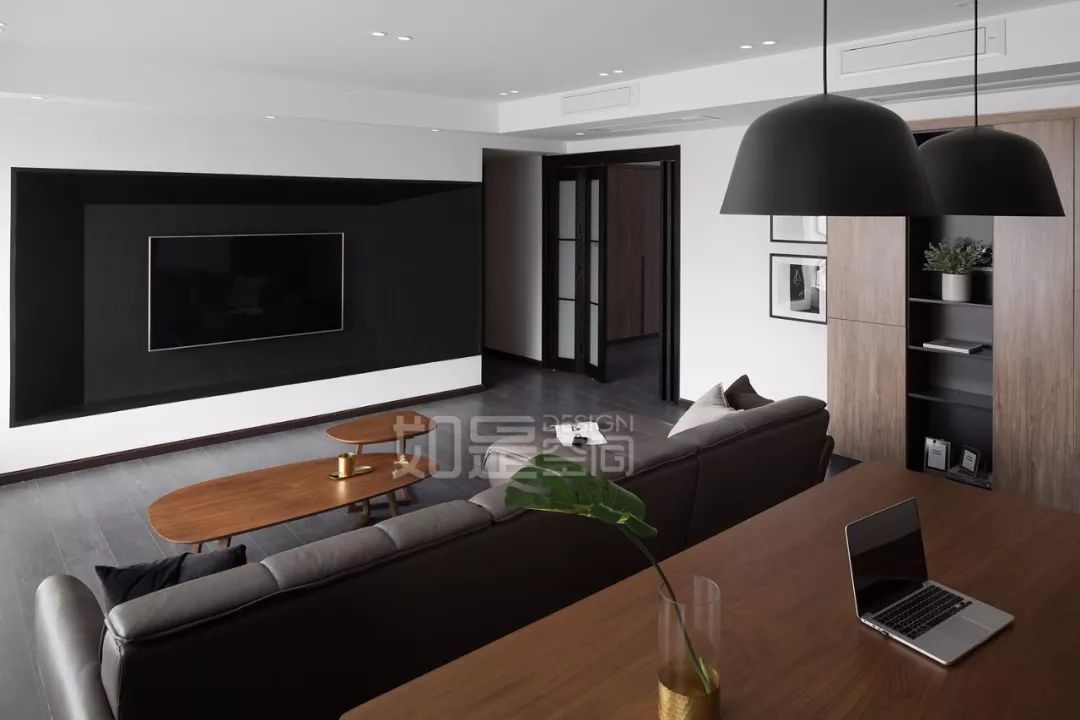 巧妙改动风水缺陷,打造 130 平现代套四双卫家居-25