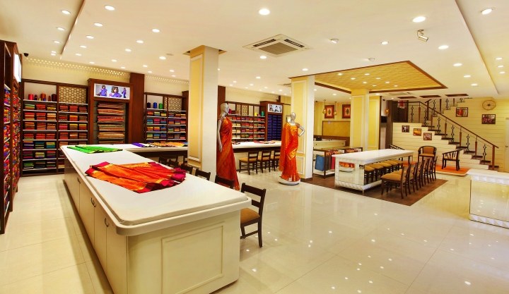 班加罗尔Thirumala Silks印度女装店面设计-1