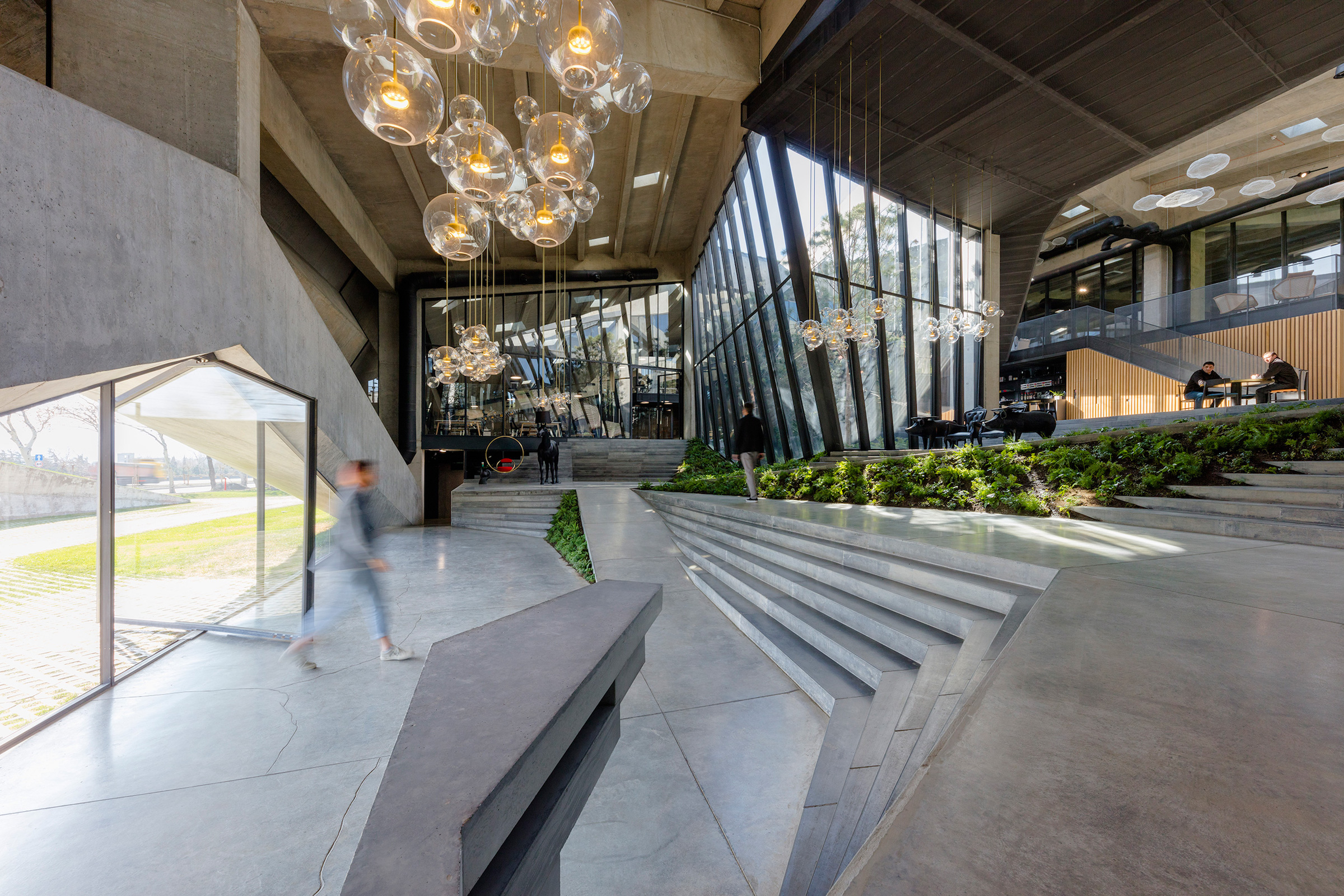 咖啡生产厂Meama丨Khmaladze Architects-17