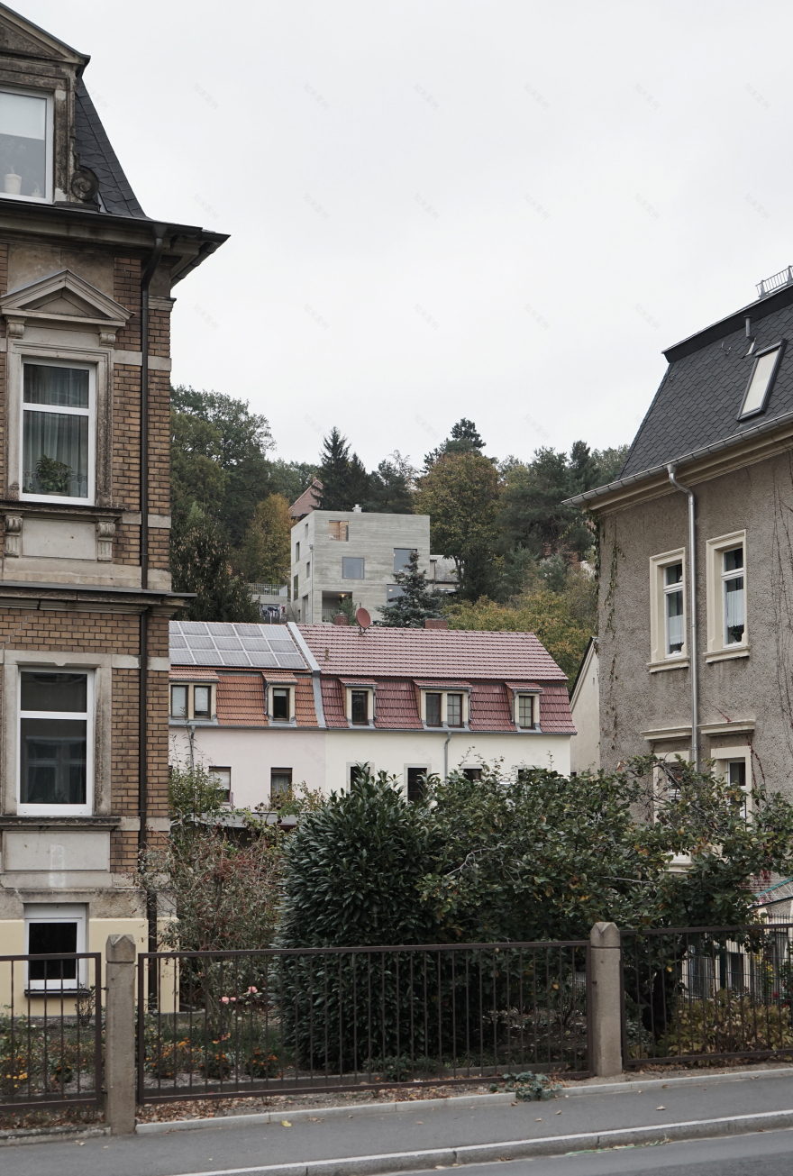 塔式住宅丨德国德累斯顿丨Löser Lott Architekten-8