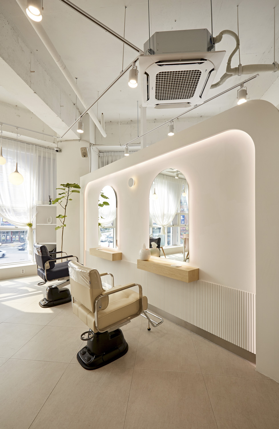 现代简约 46 平米美容室设计-17