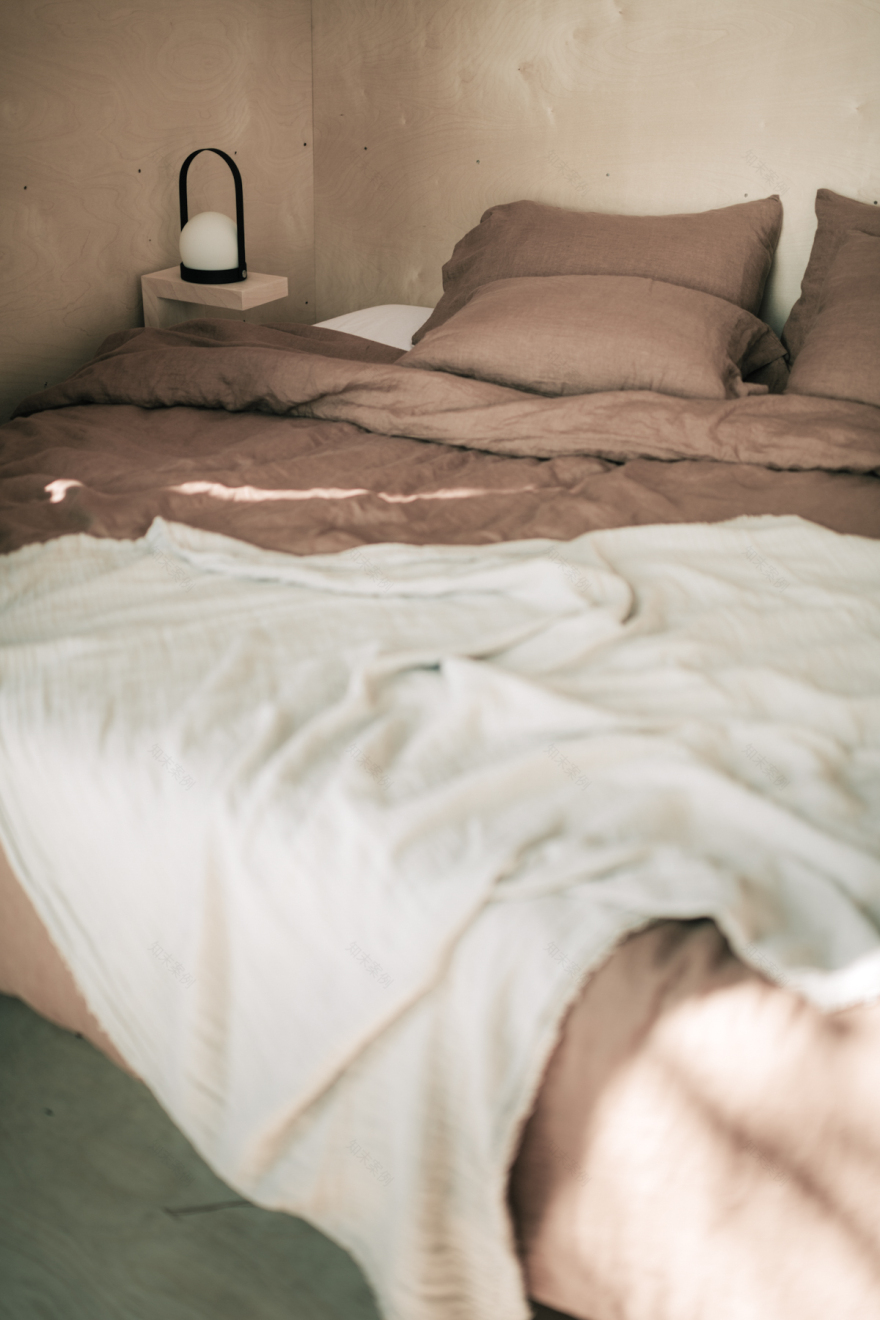 加拿大森林中的冥想小屋丨Tel Aviv 设计工作室 Craft & Bloom-17