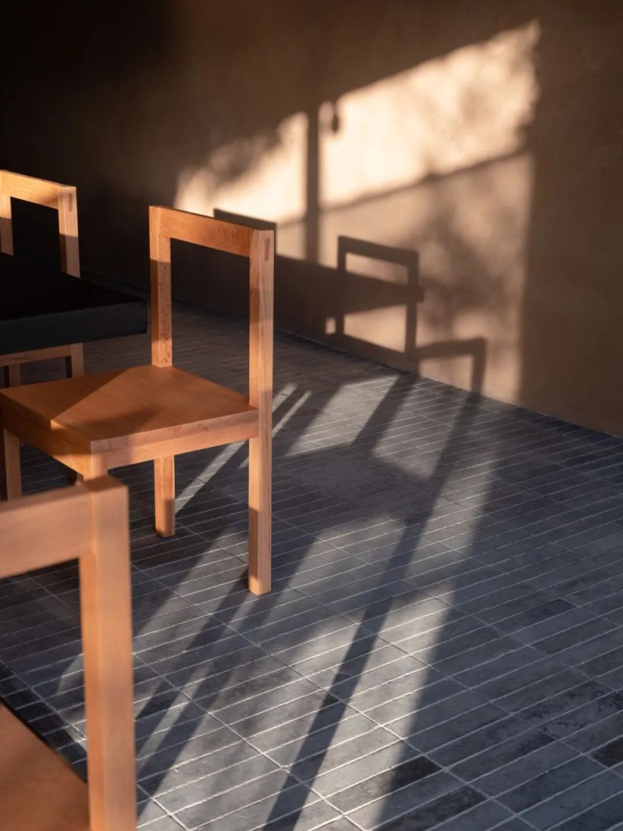 丘末茶房·年轻人的艺术茶饮空间丨中国杭州丨杭州山地土壤室内设计有限公司-19