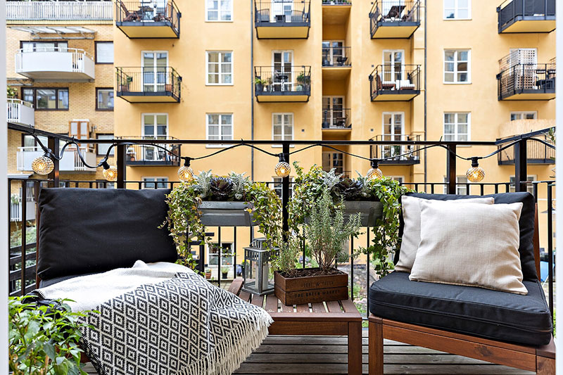 斯德哥尔摩灰色小公寓，温馨卧室玻璃墙-6