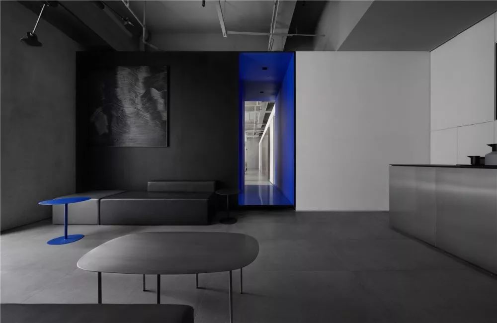 克莱因蓝,Color Visual-47