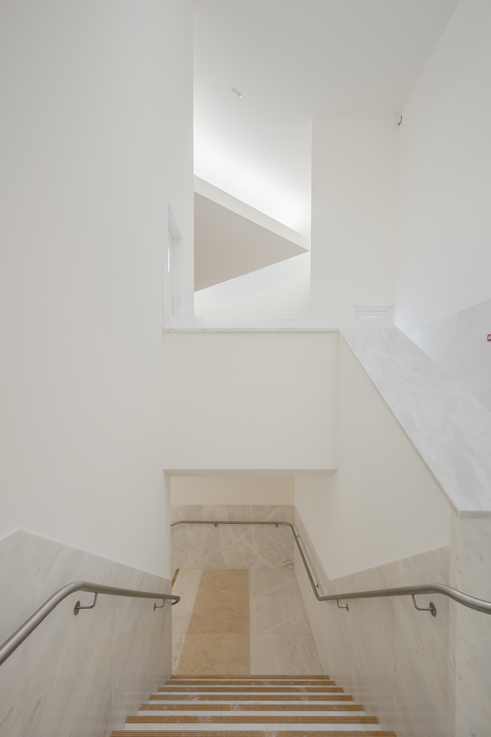 Saint-Jacques-de-la-Lande教堂,法国雷恩 / Álvaro Siza Vieira-80