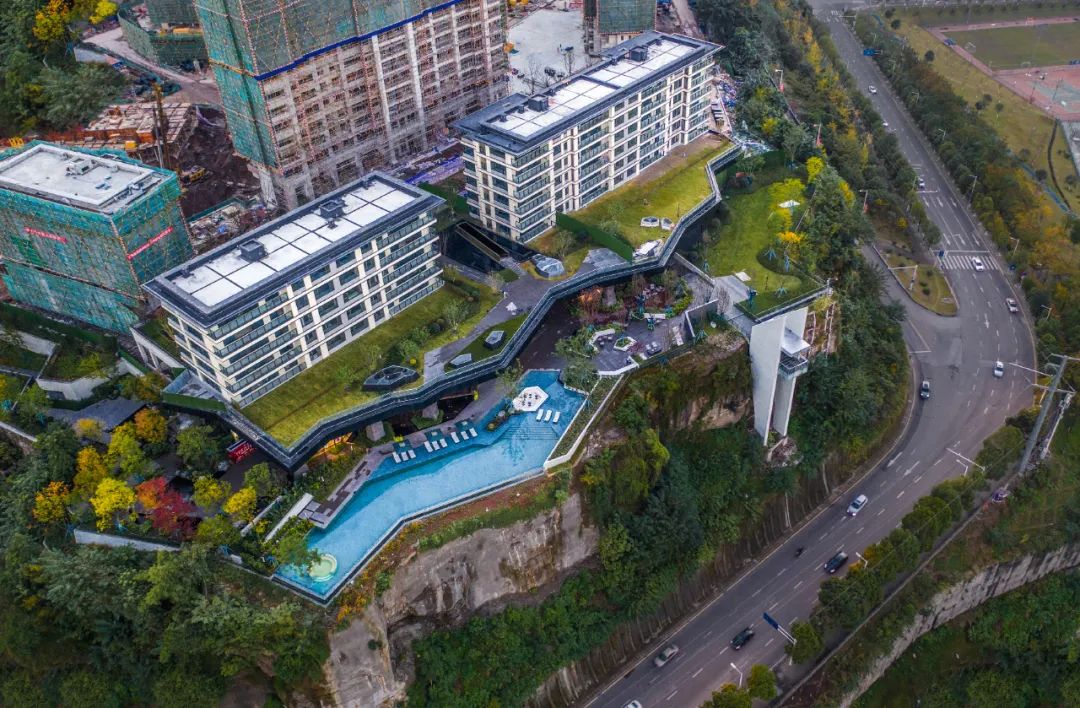 重庆万州悬崖边的城市生活体验馆丨中国重庆丨aoe 事建组-13