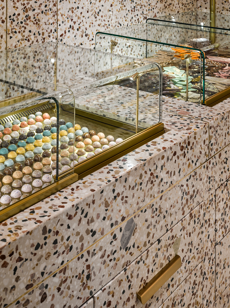 Lisette 定制奢华零售空间-44