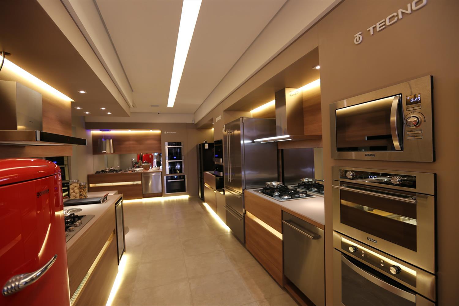 巴西 Enjoy House 家电商店 | 独特设计理念打造商业空间-9