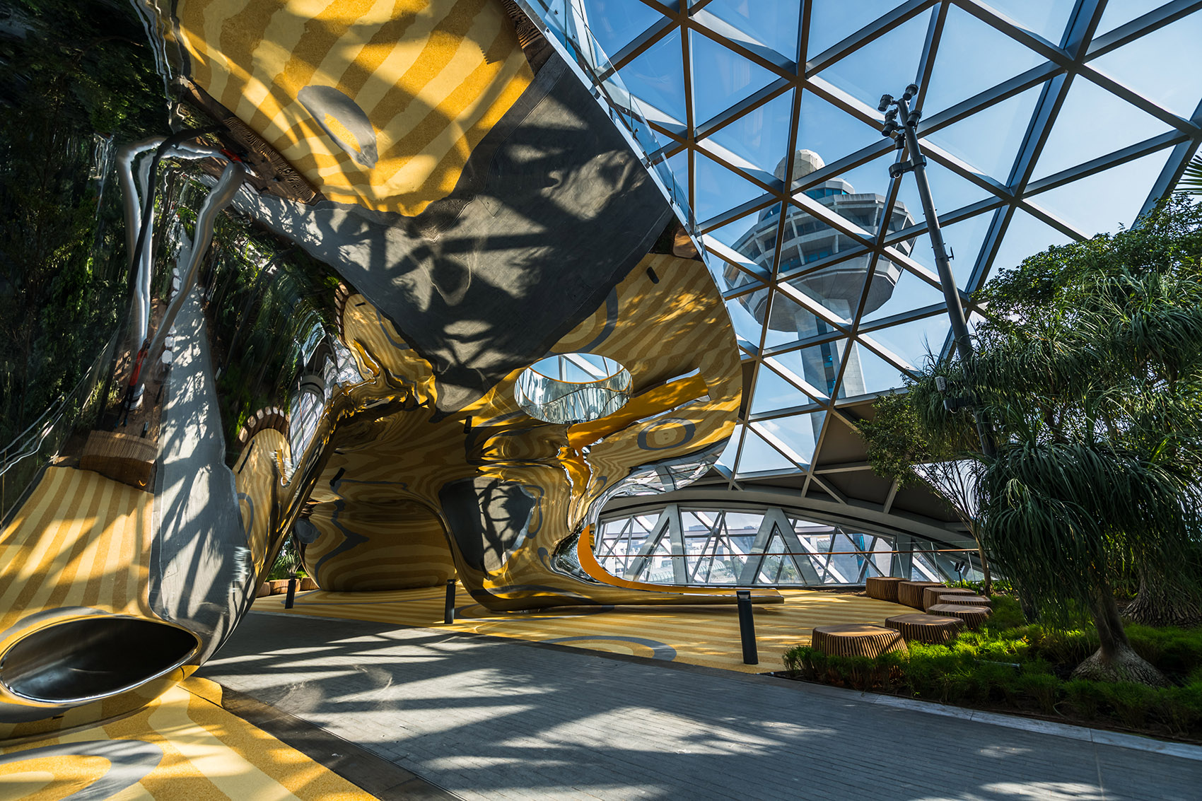 Jewel樟宜机场大楼探索滑梯,新加坡 / Carve + Playpoint-17