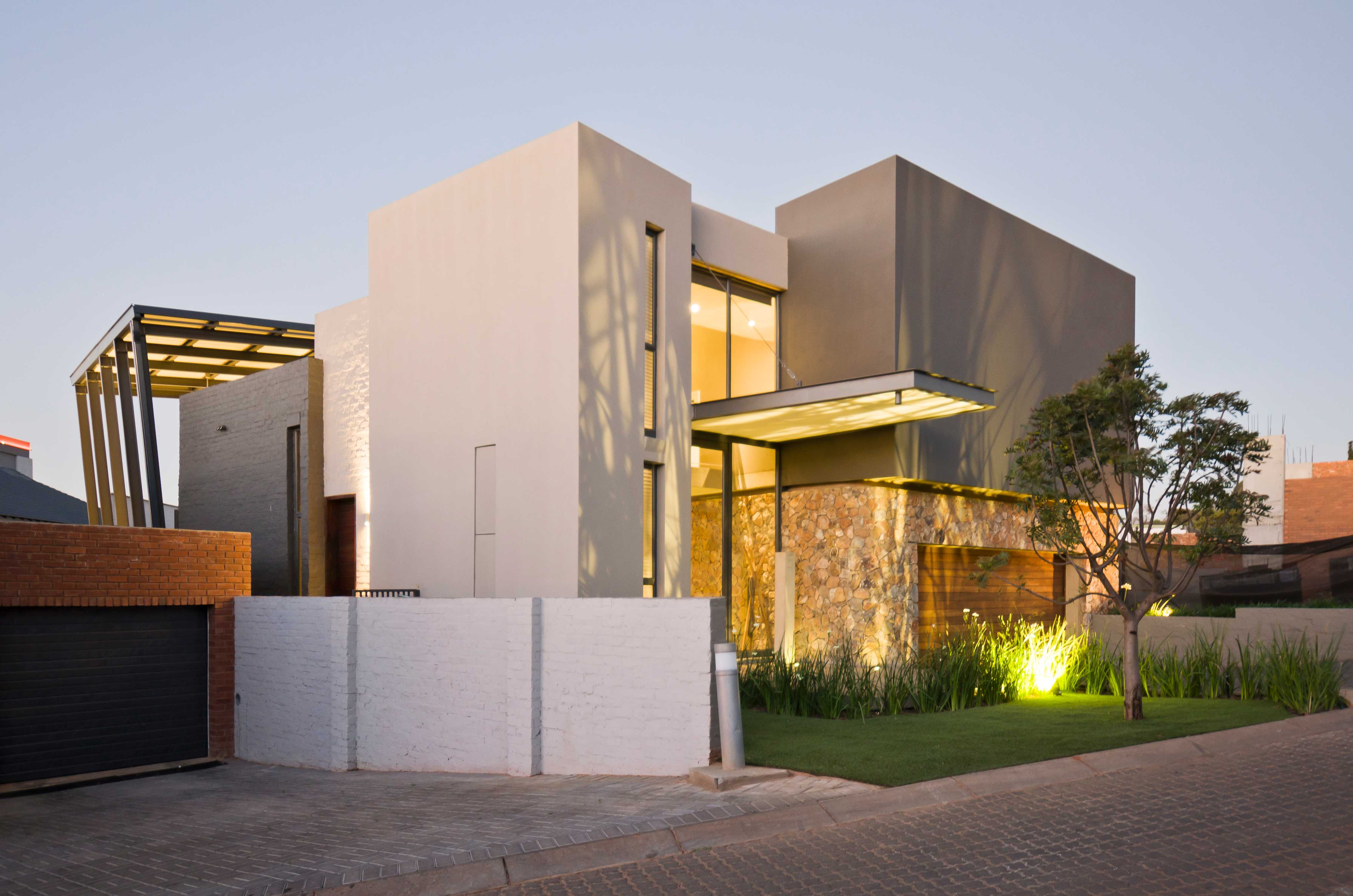 狭窄立面上的宜居空间-5