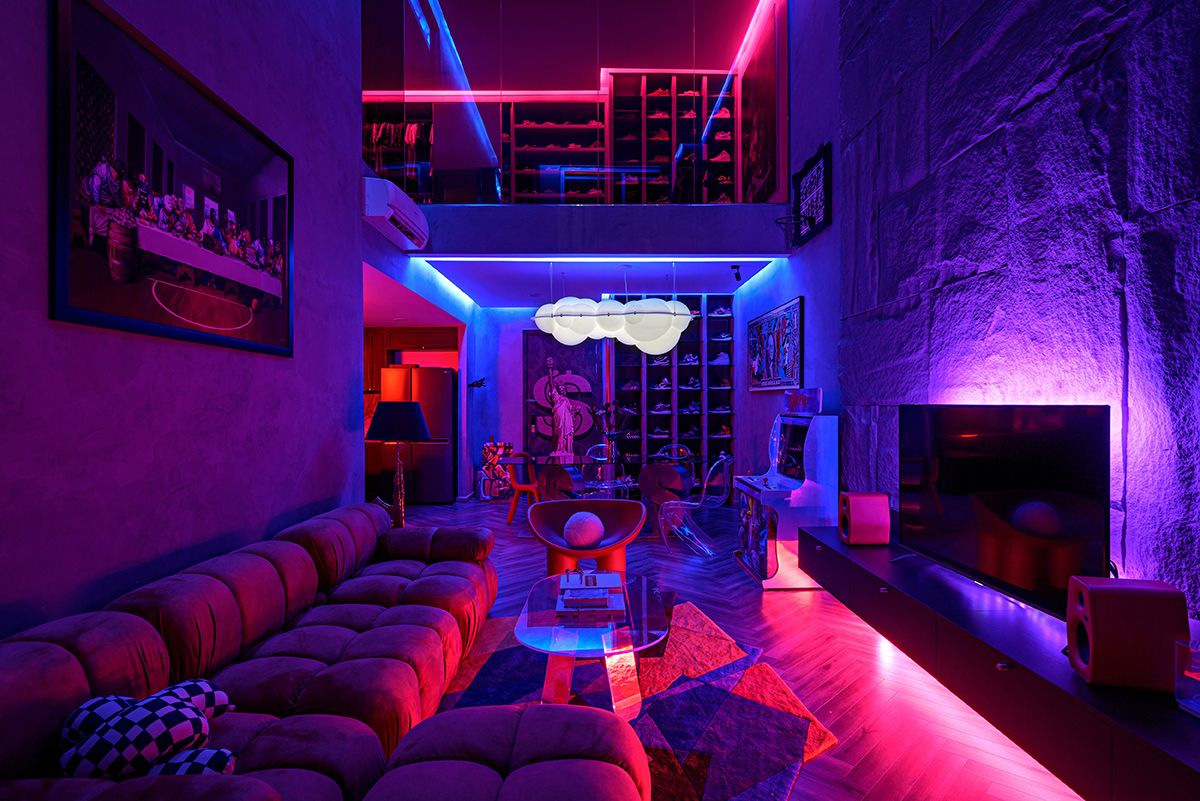 140m2 公寓蜕变为现代艺术家的独特空间-15