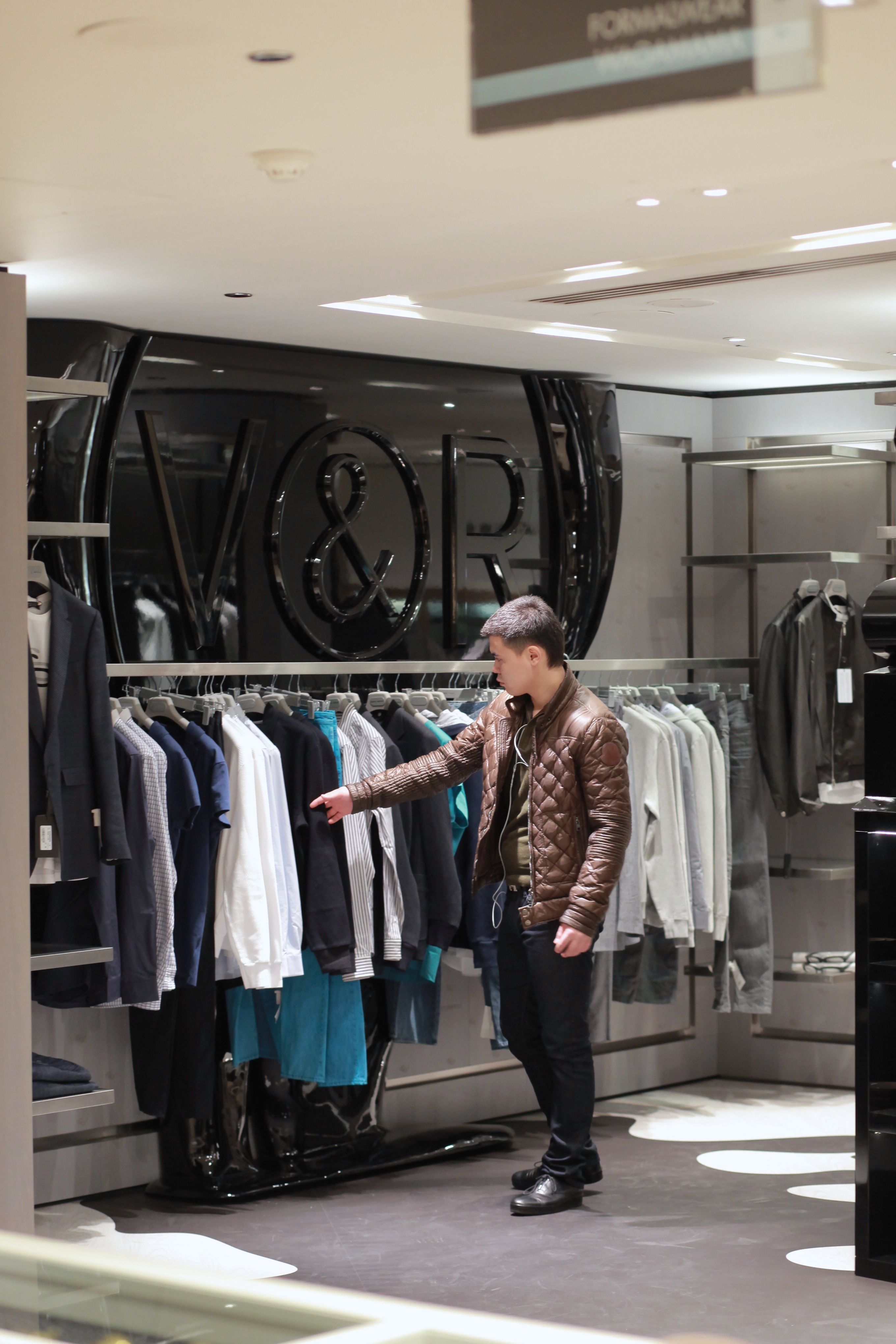 维克托&罗尔夫男士商店-9