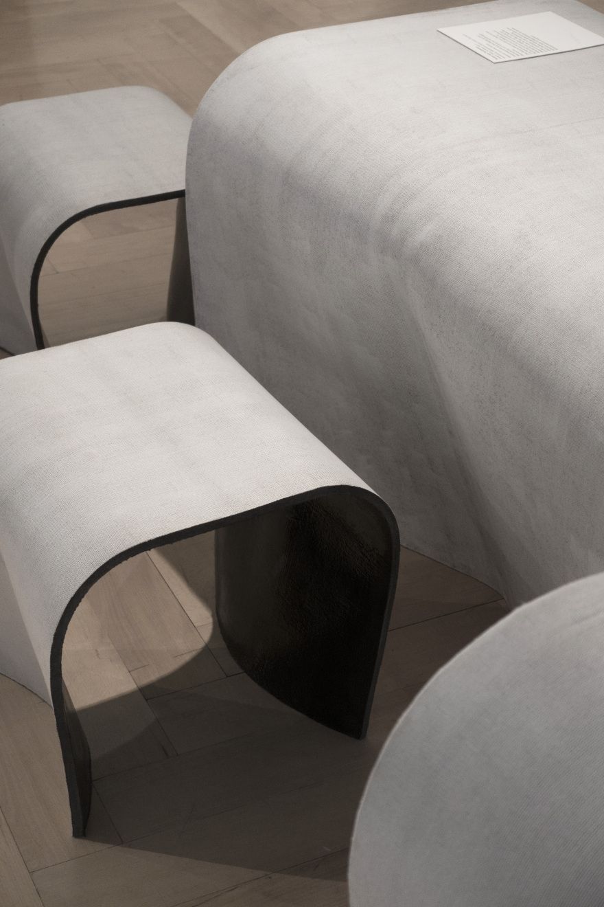 僵硬的;生硬的;呆板的;艰难的;费劲的;僵硬;生硬-20