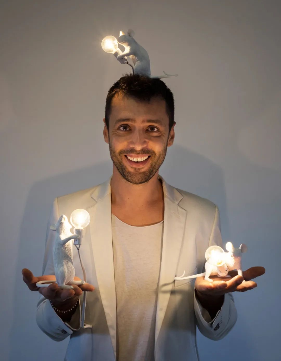 时光里软装|SELETTI 猴子灯 | 机敏活泼的家居艺术-11