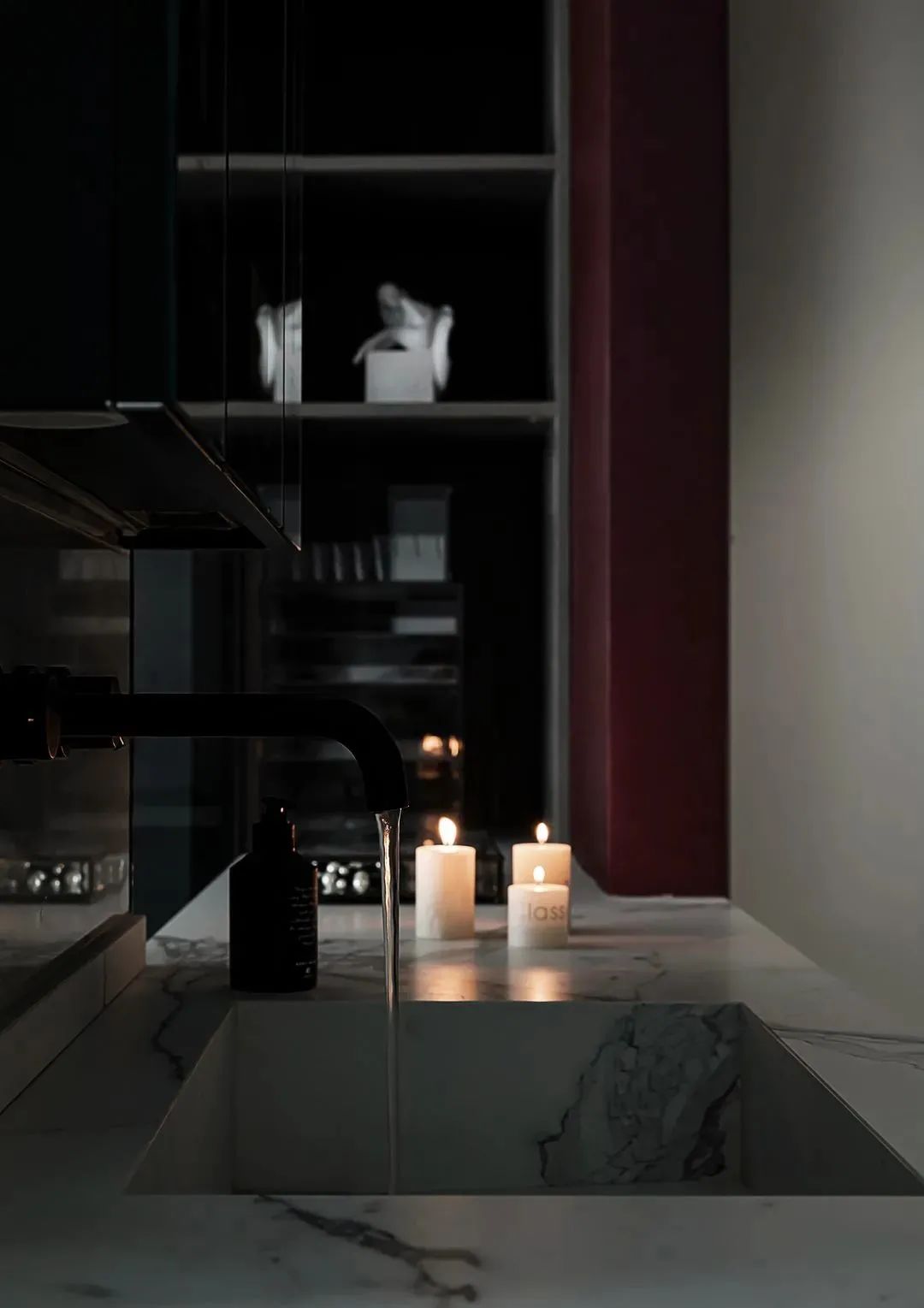 禁欲人居 · 南京融侨中央花园的现代简约二居室设计丨中国南京-5