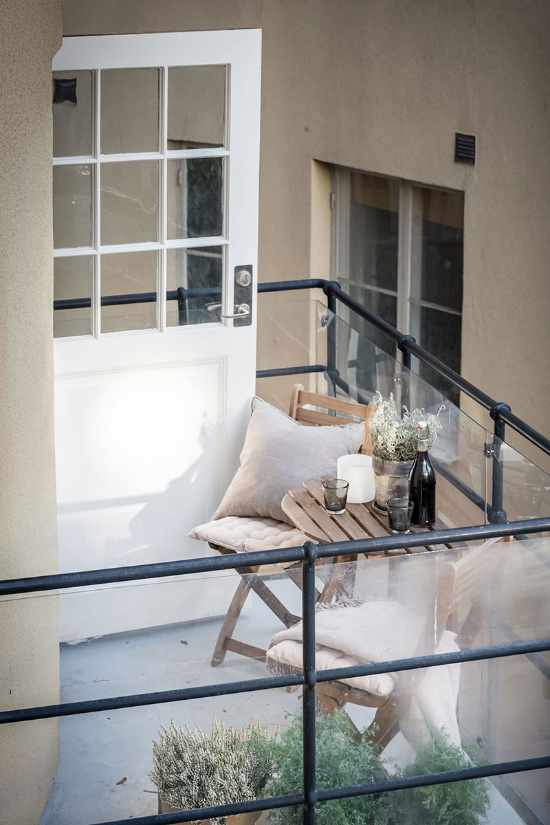 暗色调瑞典小公寓，舒适实用空间利用-10