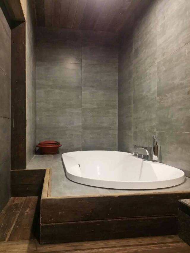 人到半山，止息而行，不问归期-48