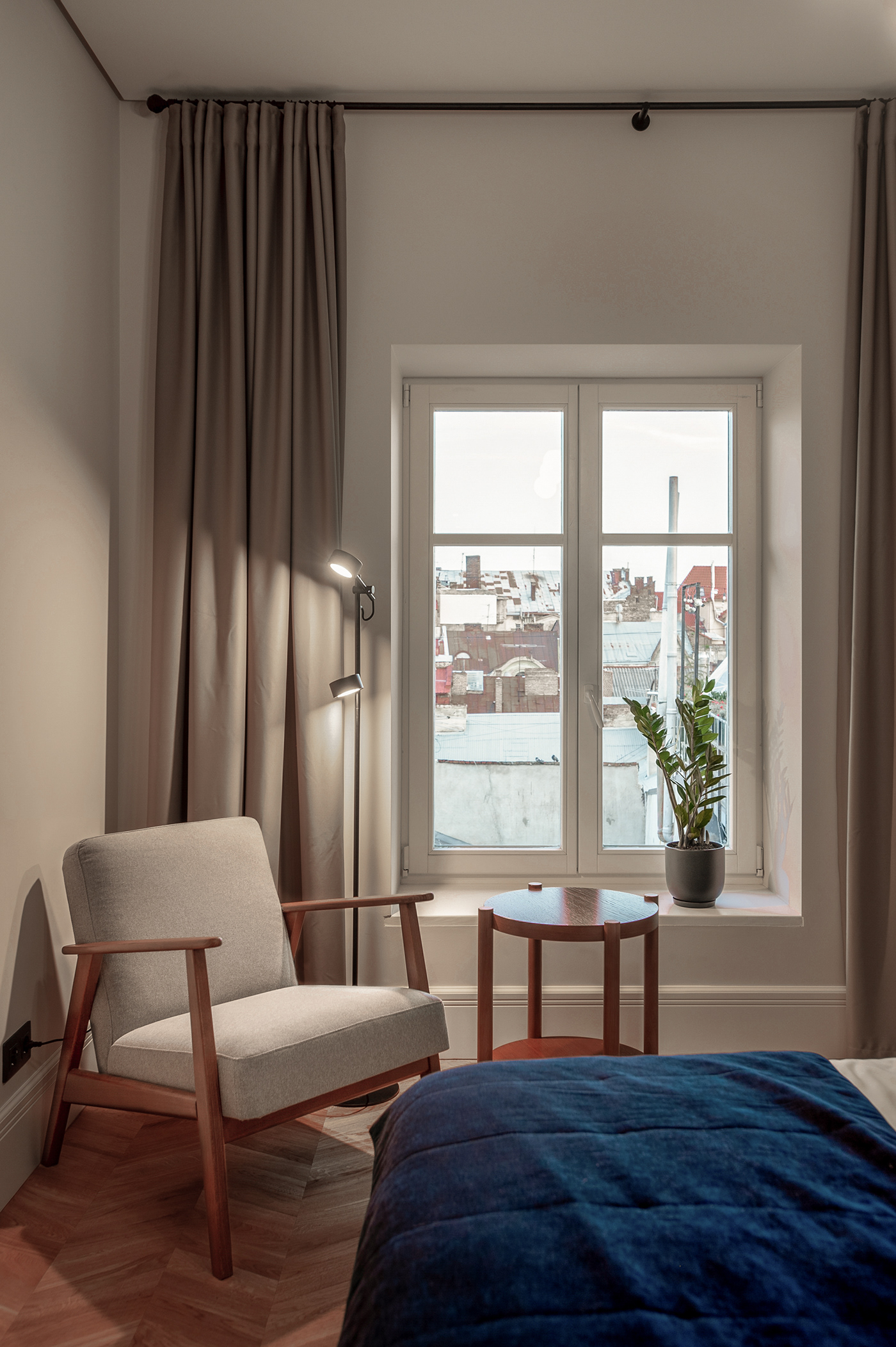 OTS 迷你酒店丨乌克兰利沃夫丨Slava Balbek 等-22