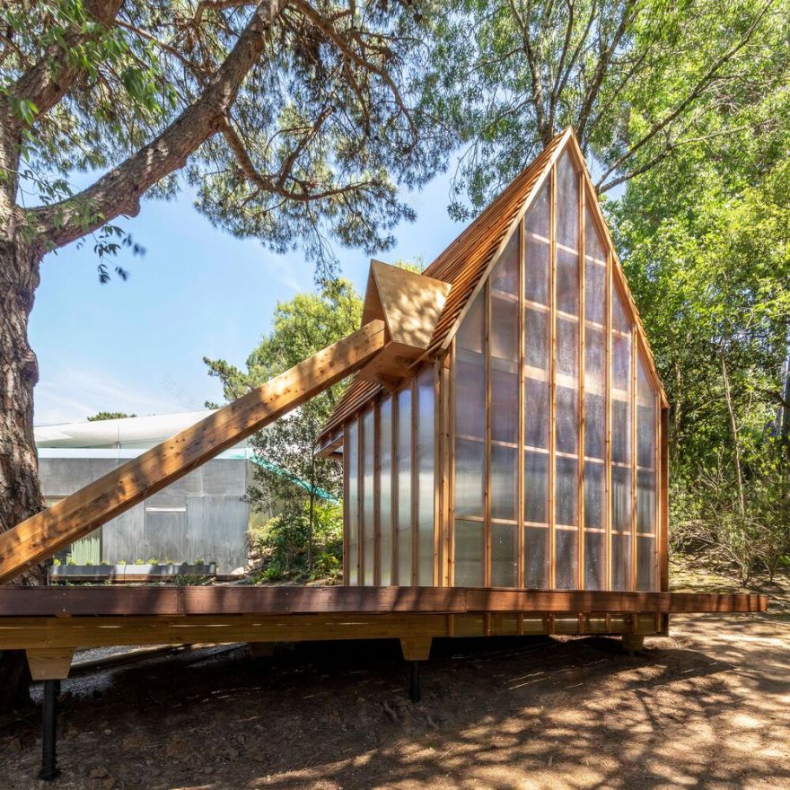 悬浮的木质雕像丨Patina Garden Studio-0