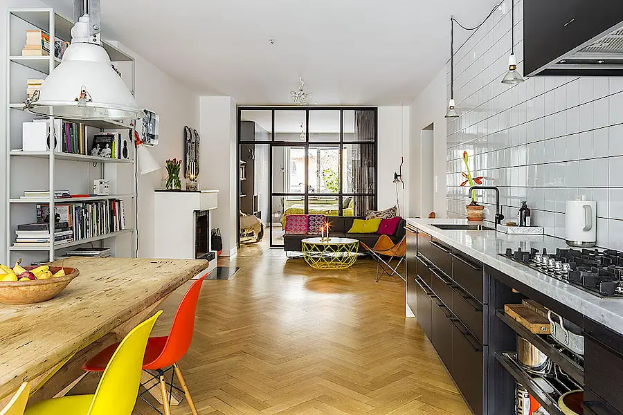 瑞典混搭色彩椅子装饰设计-2