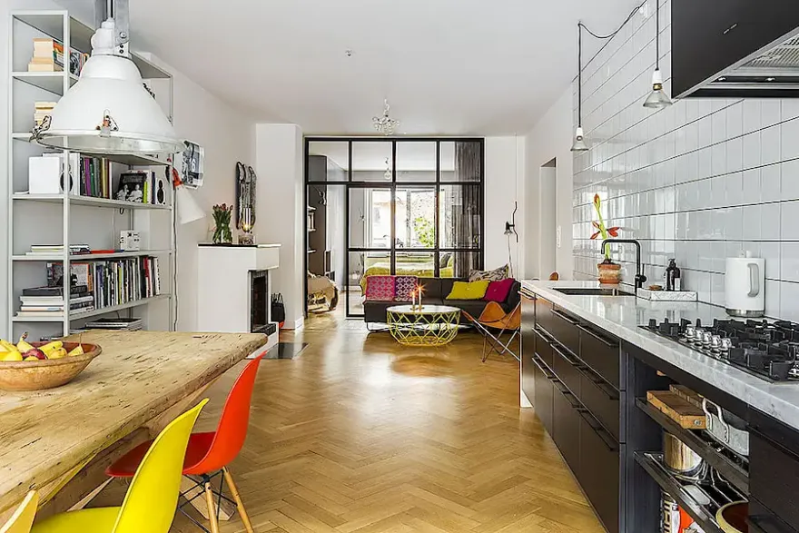 瑞典混搭色彩椅子装饰设计-2