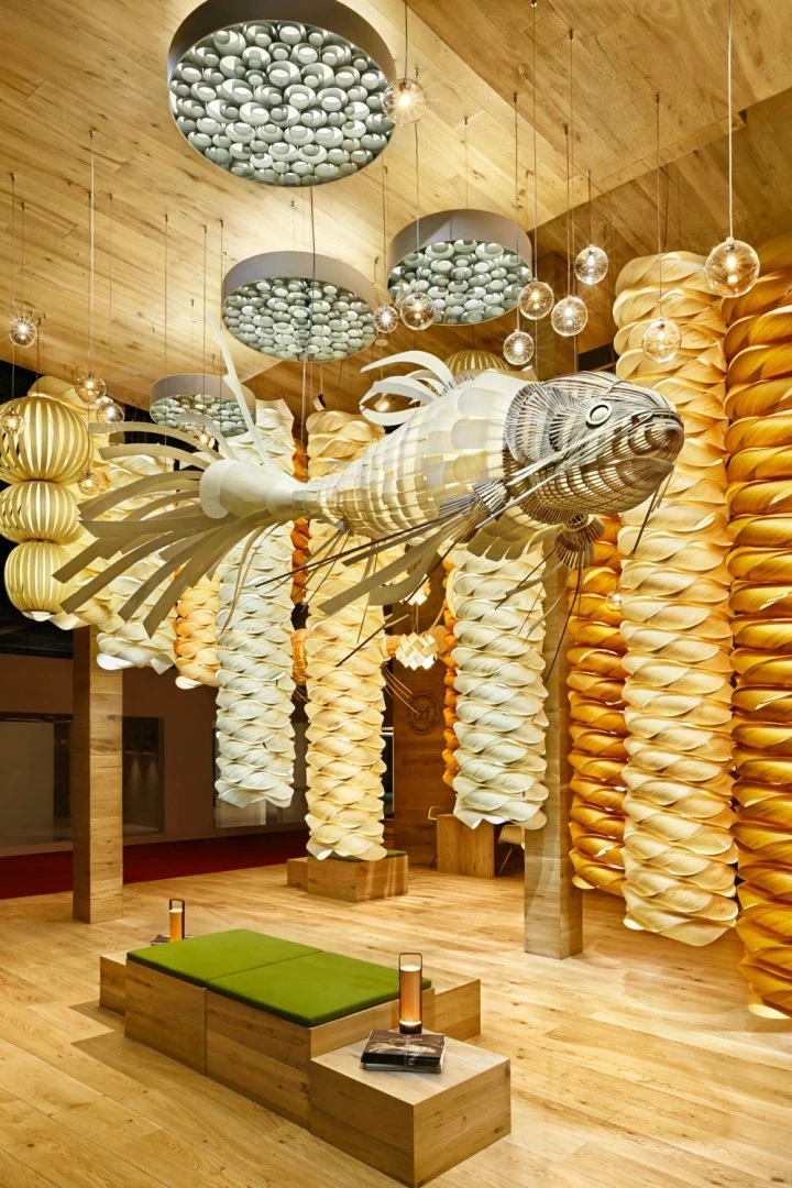 【展示空间】 米兰灯具照明展的LZF品牌展示空间-9