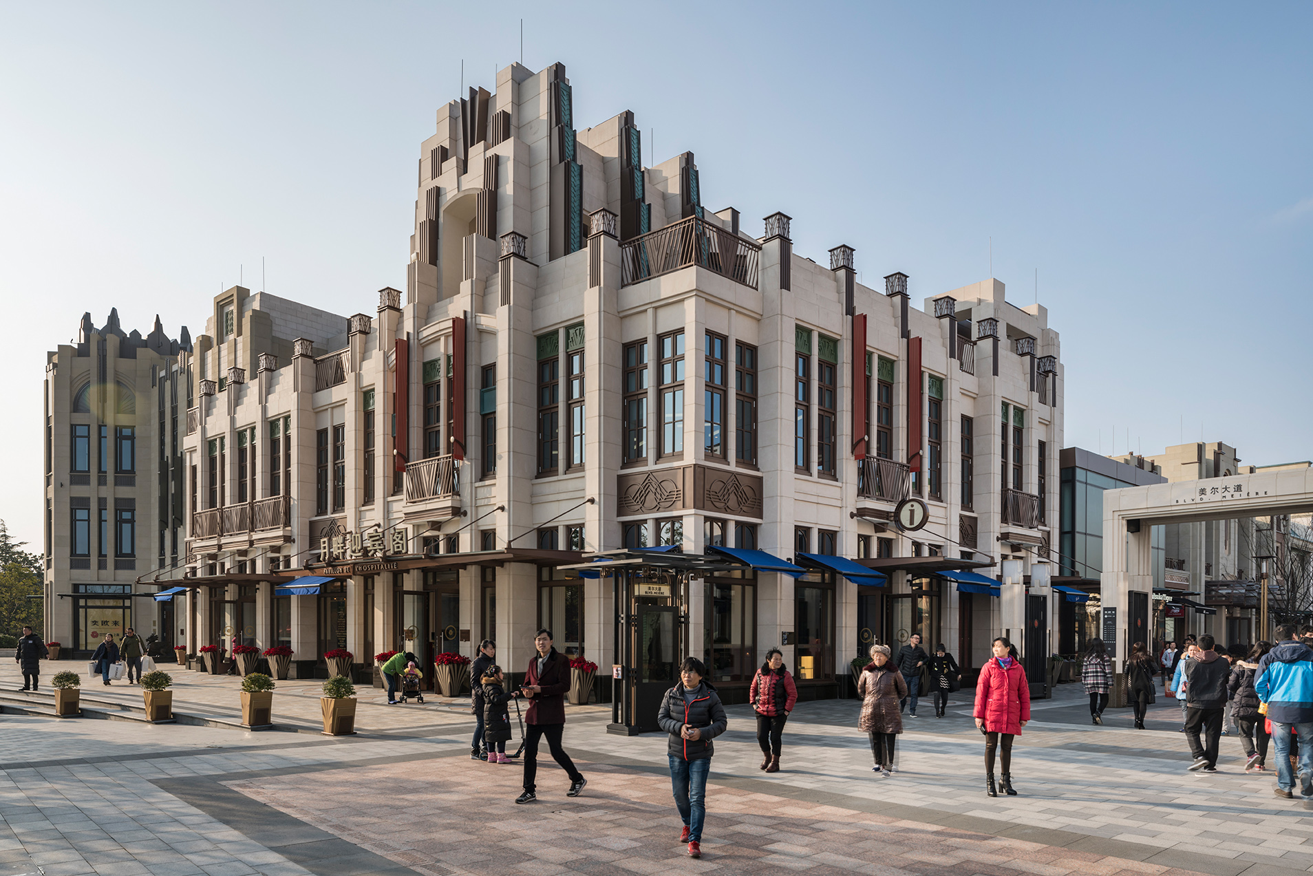 上海 village 购物中心的艺术装饰风格设计-10