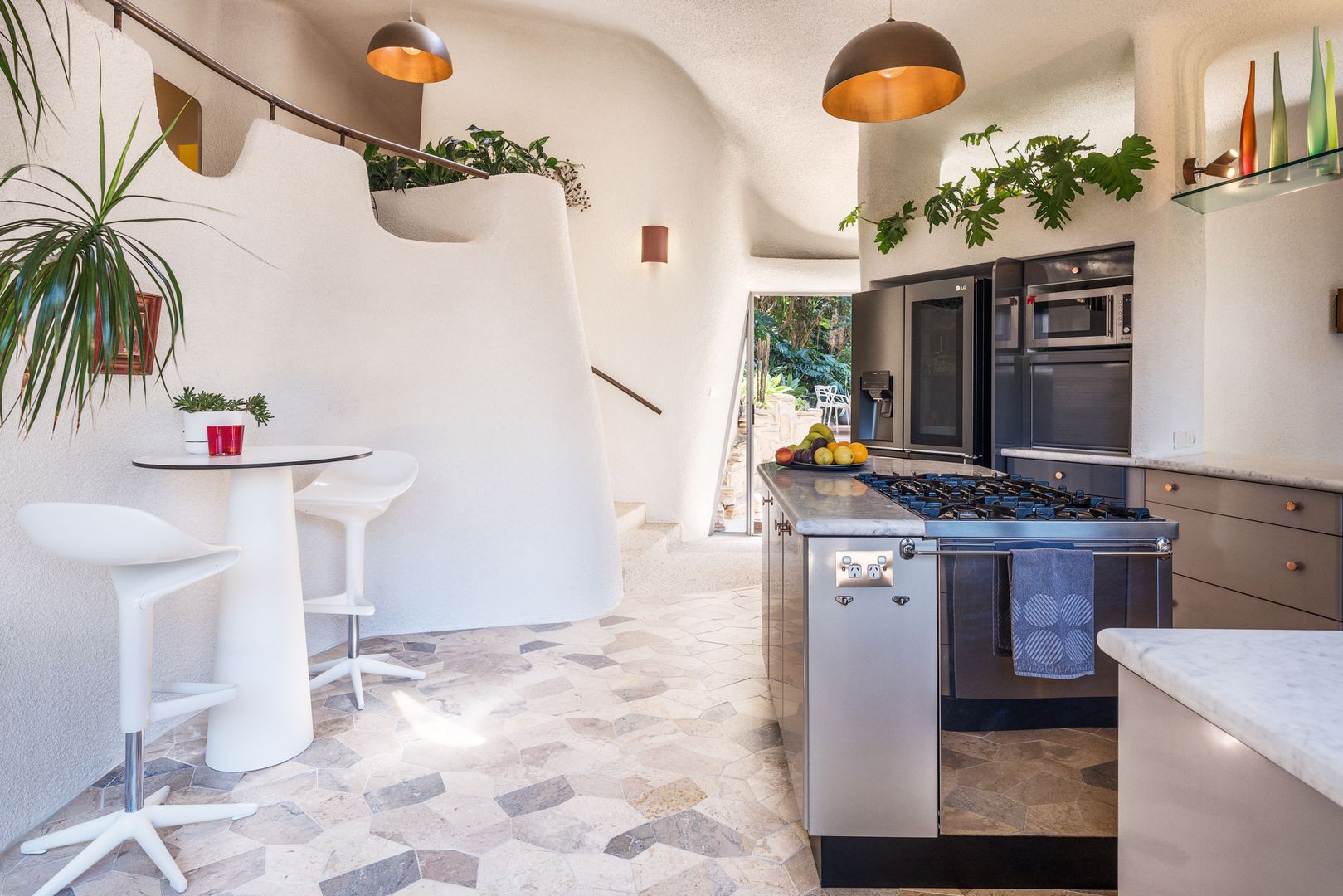 A landmark organic home heads to auction on Sydney’s Northern Beaches - The Spaces-2