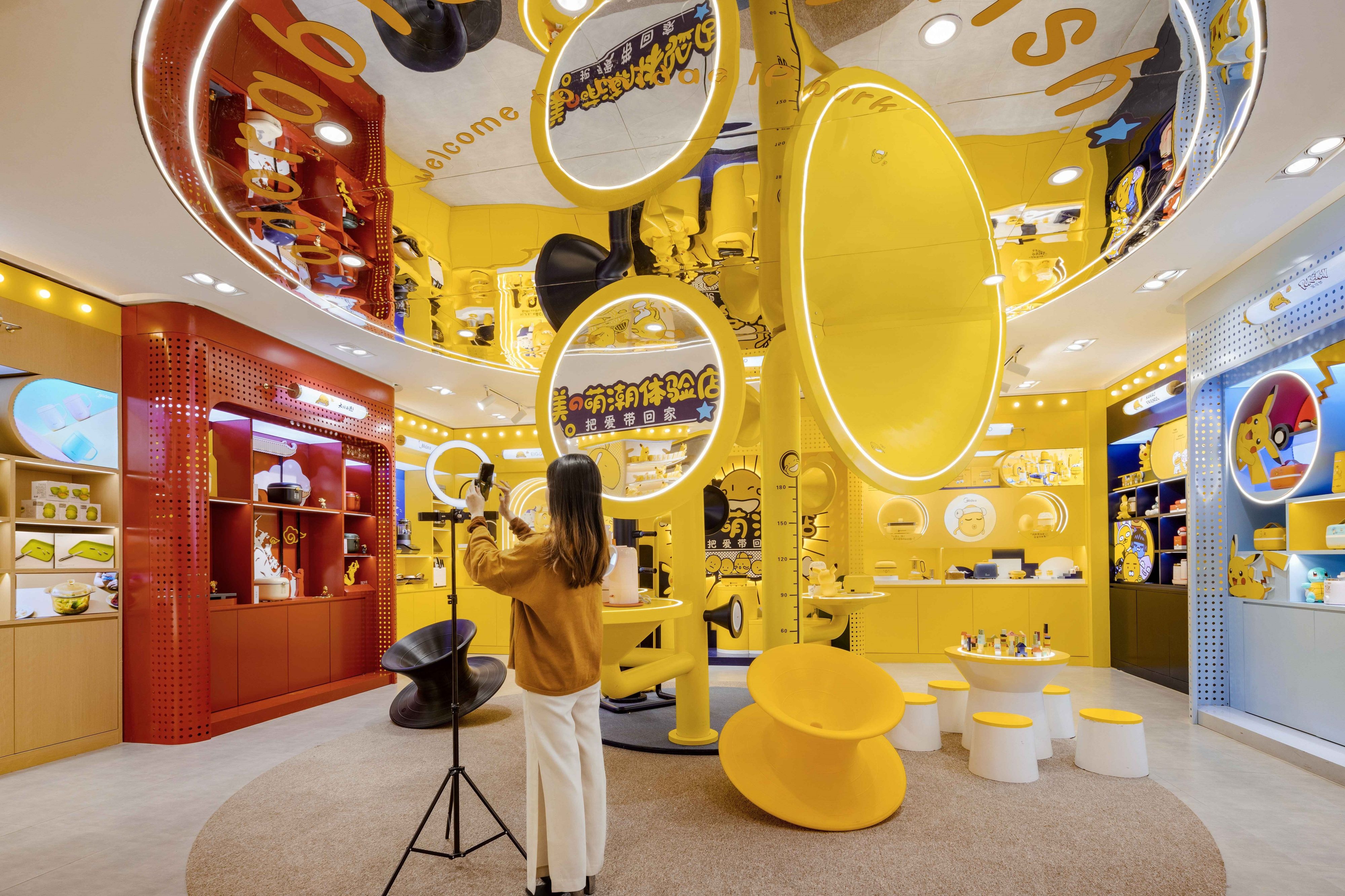 美的萌潮体验店丨中国山东丨店与面(广州)创意设计有限公司-7