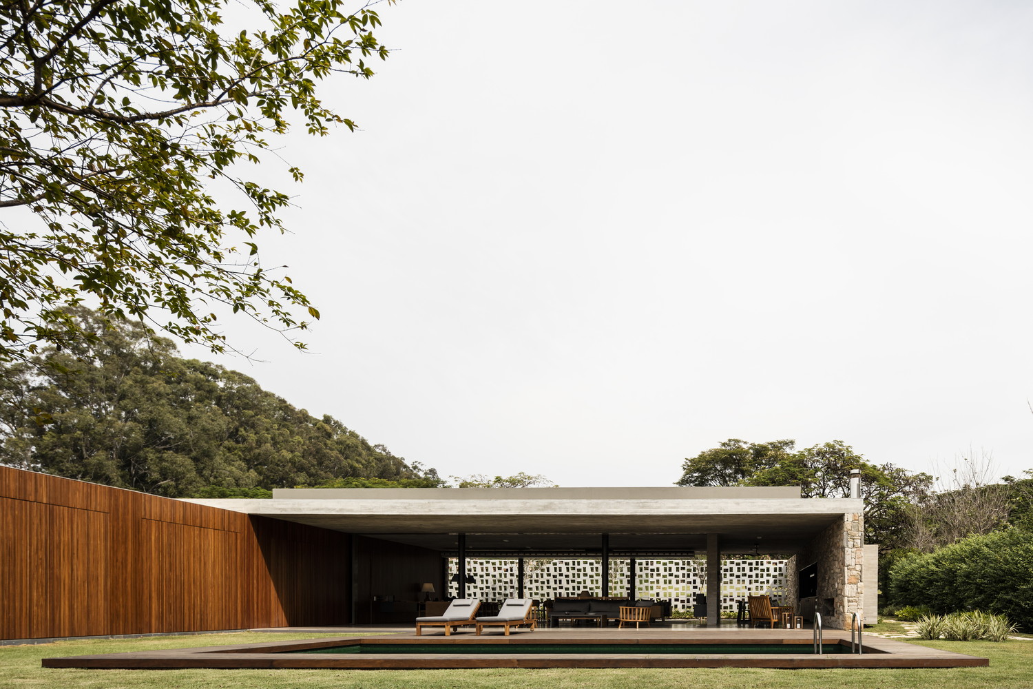 巴西 Pasqua House | 私密与公共空间的完美交融-42