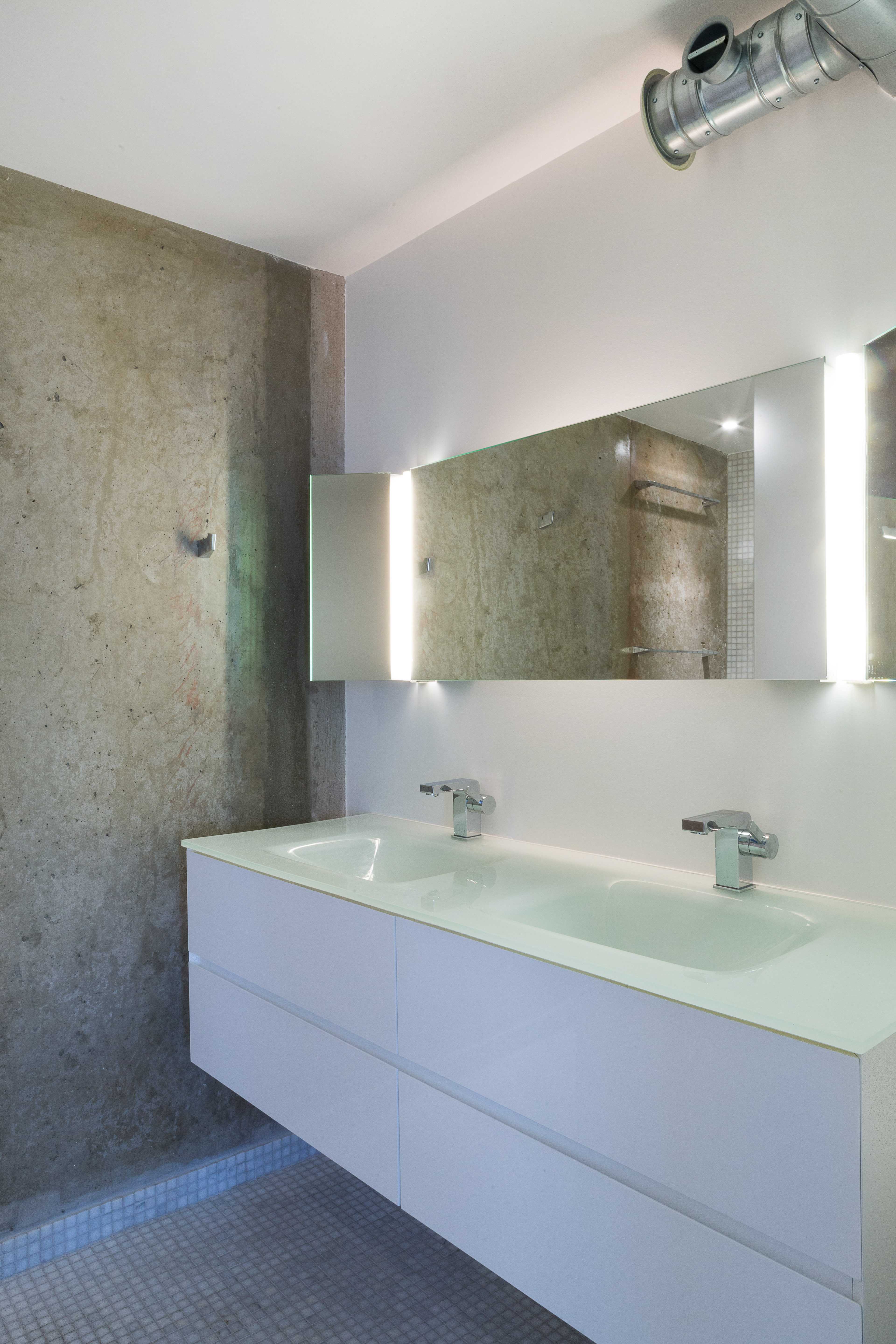 巴黎郊区工业仓库变明亮阁楼-15