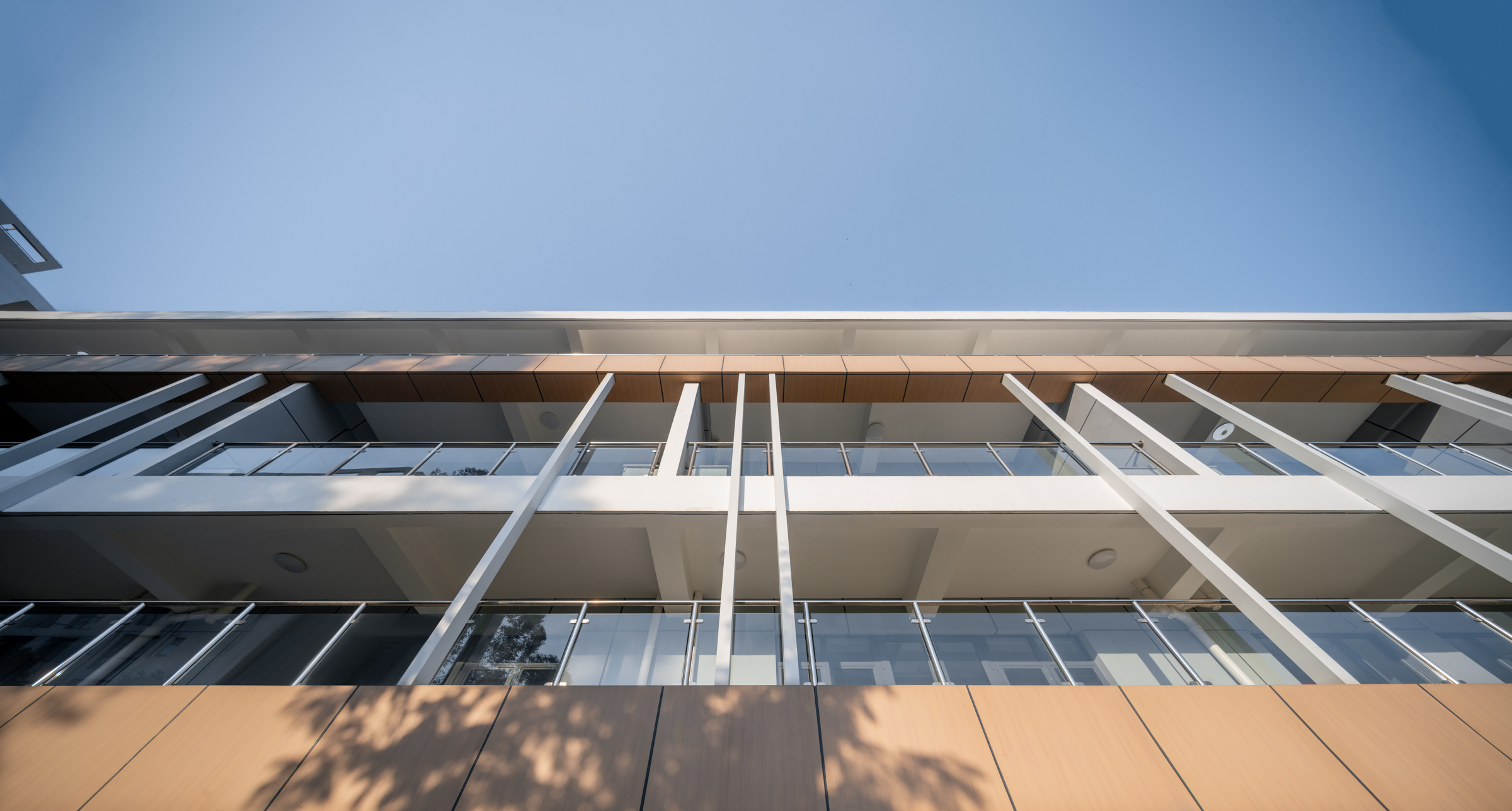 深圳龙东消防站 / 深大建筑设计院“钟中+钟波涛”工作室-18