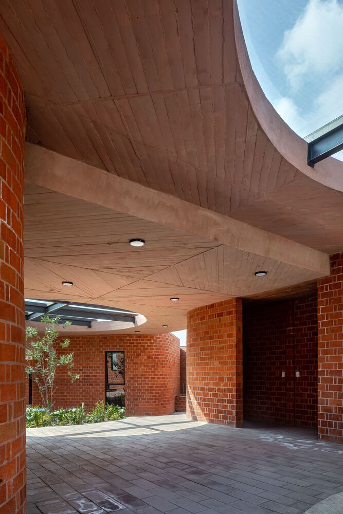 墨西哥幼儿园的感官体验设计-21