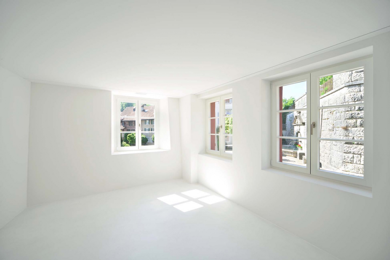 瑞士中世纪小镇新宅 | 传统与现代的完美融合-54