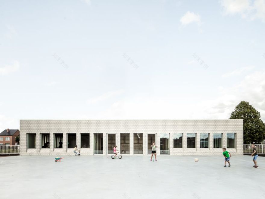 旧公立学校改造为新校外儿童活动空间丨比利时丨B ILD-1