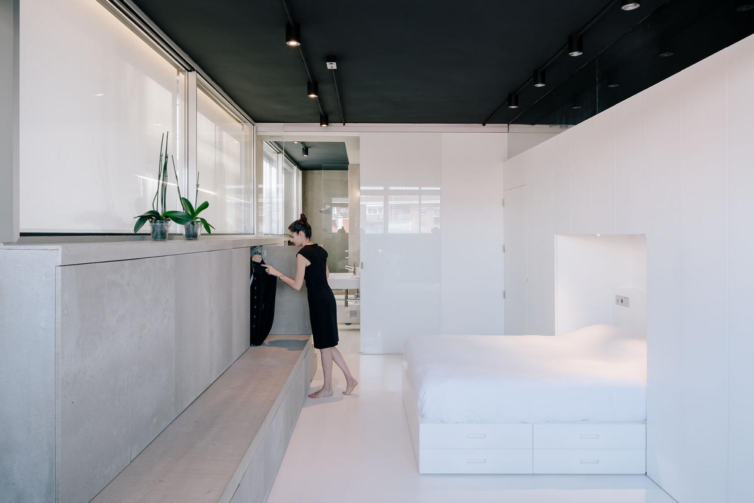 Madrid 工业空间变身高质感生活工作室-6