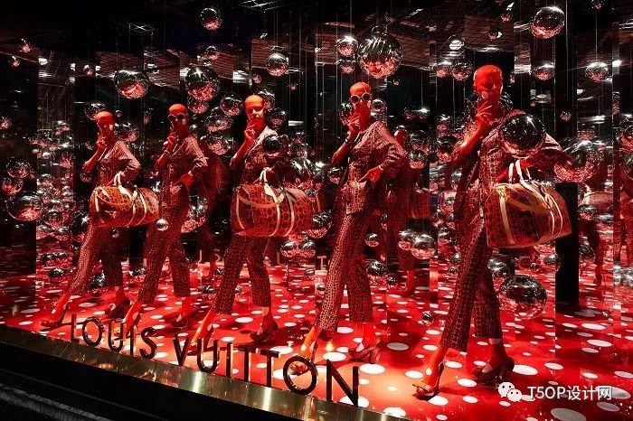 YAYOI KUSAMA设计Louis Vuitton纽约旗舰店橱窗-12