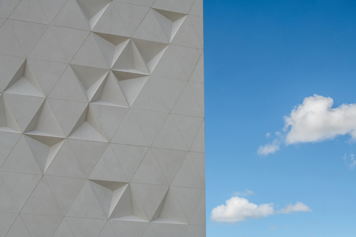 墨西哥梅西科圣地亚哥德奎莱塔罗市 Paseo Querétaro 购物中心建筑群-23