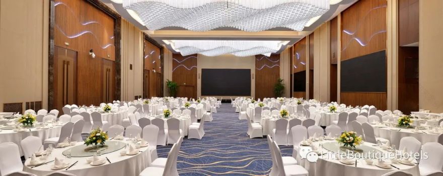 峨眉山蓝光己庄酒店 | 亲子度假新地标,设计融合川西与东南亚风情-20