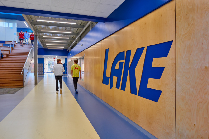 Lake Middle & High School 创新学习空间-15