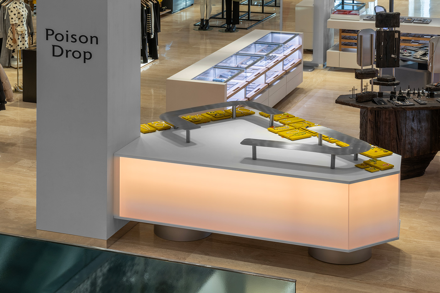 Poison Drop 珠宝店丨俄罗斯莫斯科丨DA bureau-54