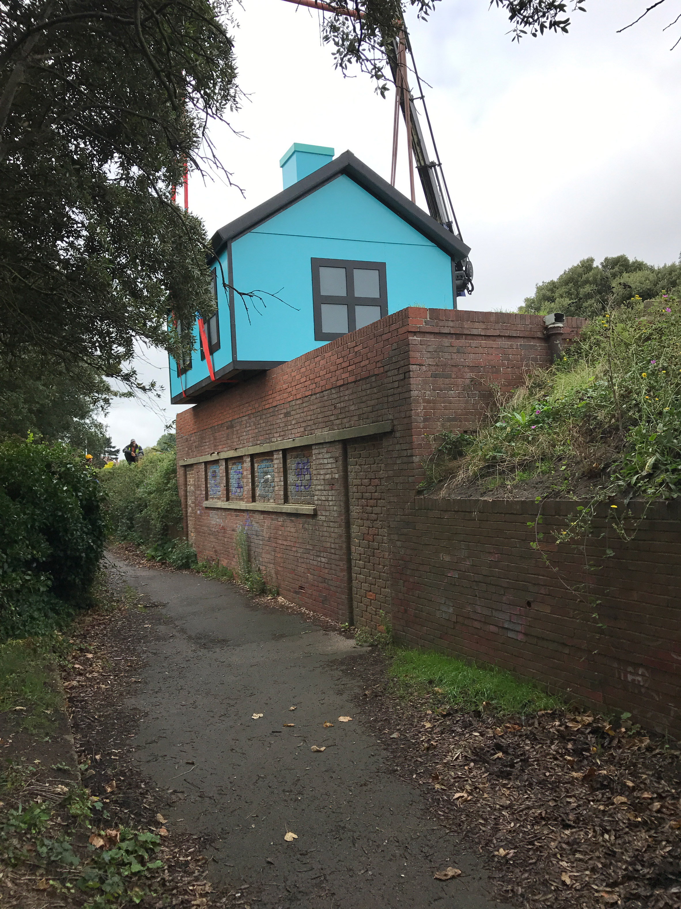 Richard Woods installs cartoon bungalows around Folkestone as a comment on the housing crisis-16