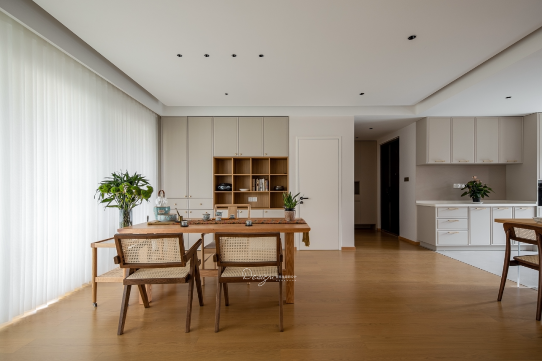 空间“减法”·克制之处找寻温馨归宿丨紫苹果装饰-26